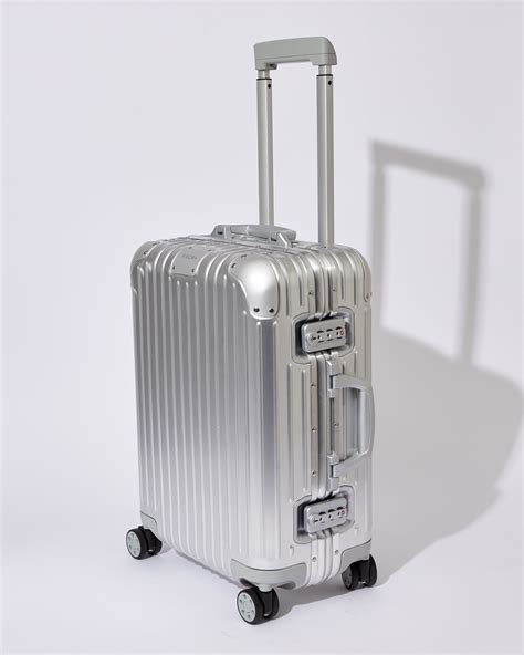 Rimowa.